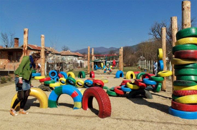 juegos con cubiertas recicladas