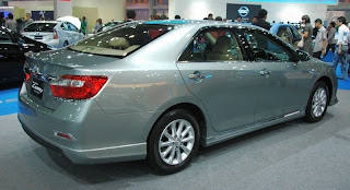 new toyota camry 2012 side view
