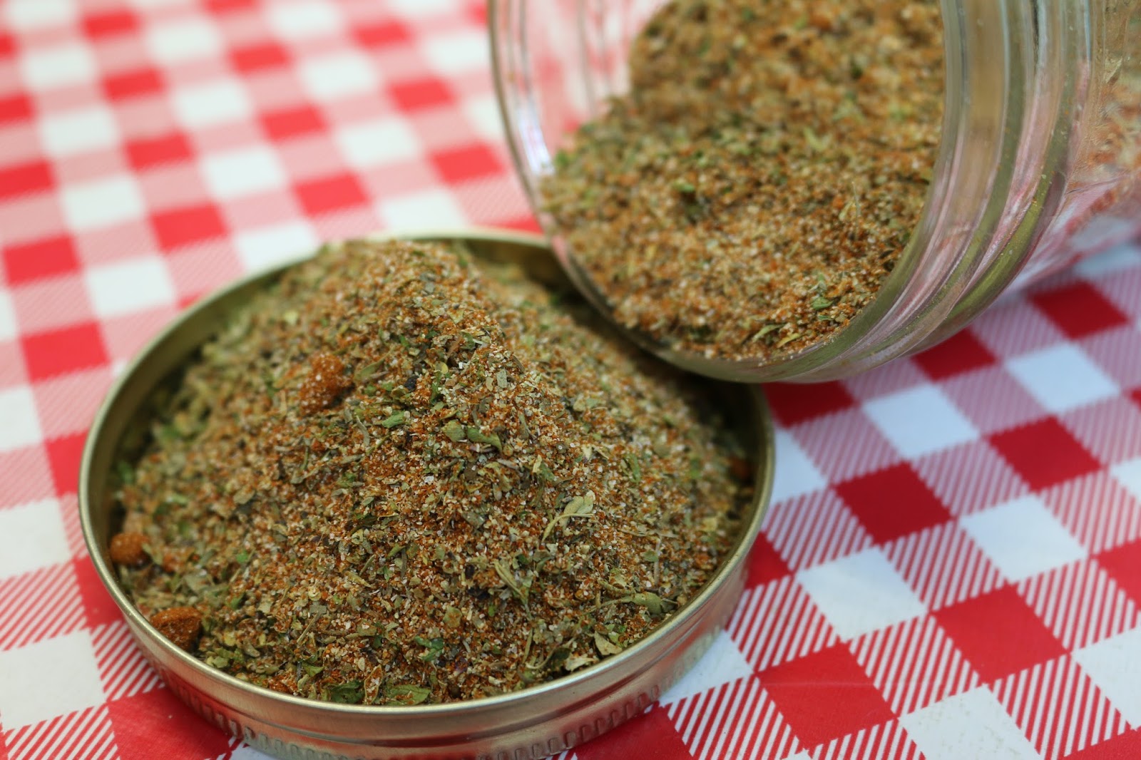 Get your Cajun on! Homemade, Salt Free Creole Seasoning!