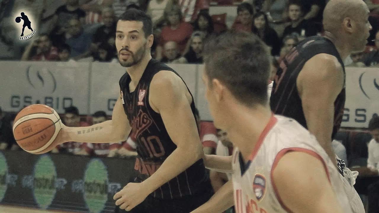 Fumble o manejo defectuoso del balon baloncesto El fumble en el basquetbol