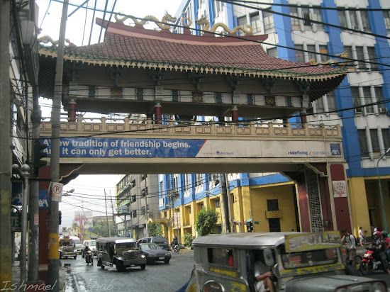 Chinese-designed arch along Quintin Paredes Street.