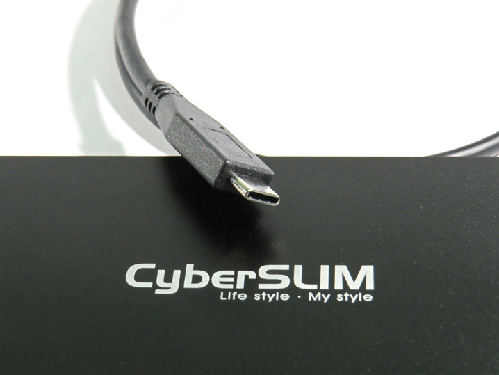 時尚便攜、傳輸快速、免工具拆裝的CyberSLIM S25U31 2.5吋硬碟外接盒！