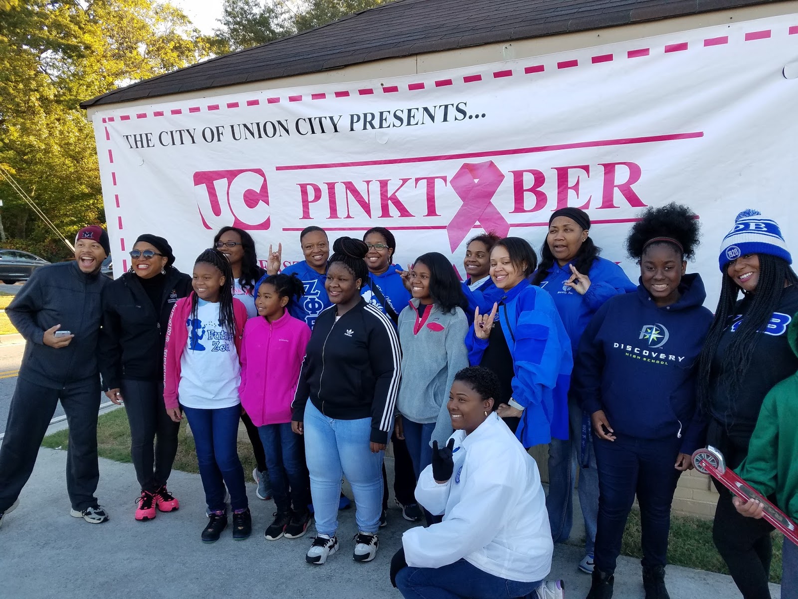 THE PEACH BUZZ Kappa Iota Zeta Chapter Youth and Amicettes
