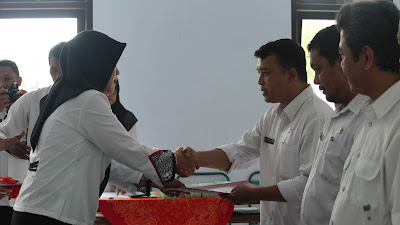 Camat Pituruh Pimpin Serah Terima 17 PJ Kades