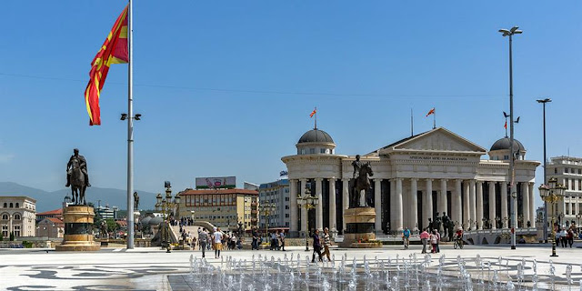 Το Κοινοβούλιο των Σκοπίων επικύρωσε τη συμφωνία με την Ελλάδα