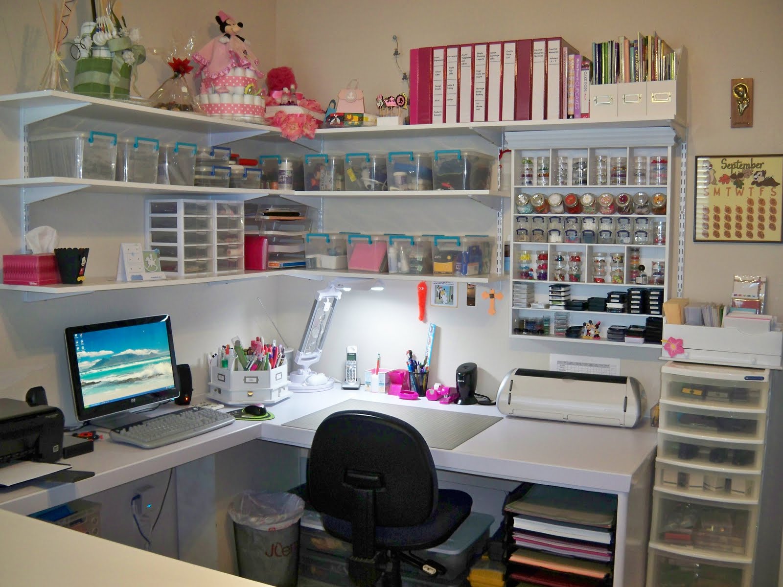 Craft Room Desks / Cool Craft Room Design and Furniture Ideas Ann
