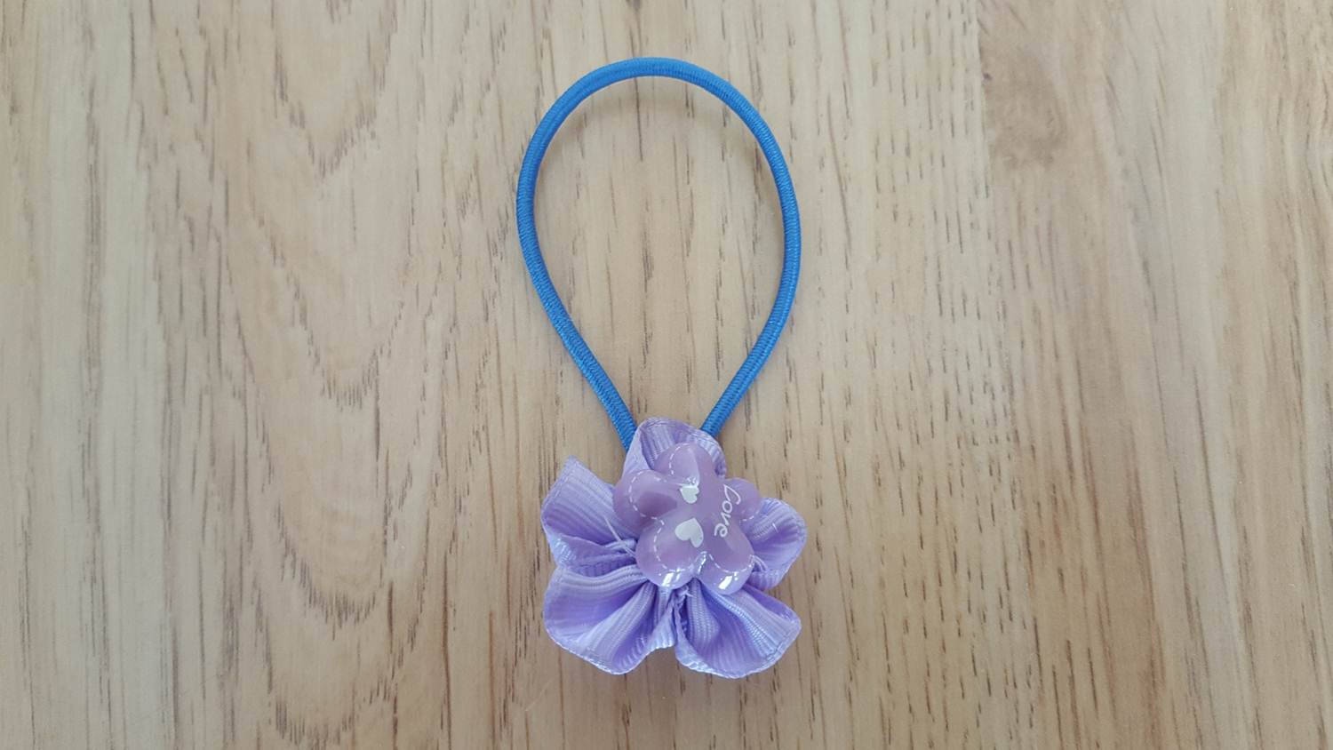 Quick & easy DIY ponytail holders