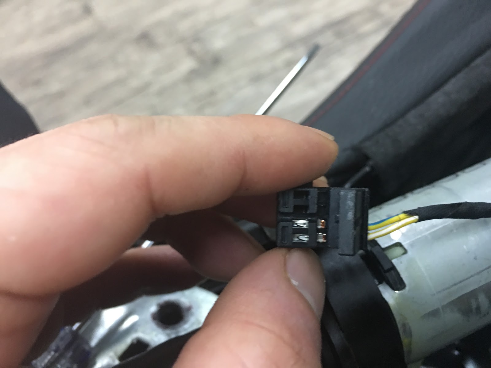 Bimmer Crew [Retrofit] F30 lumbar support Passenger