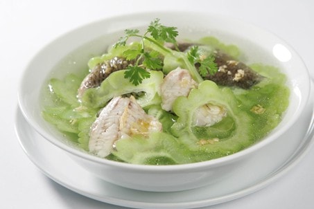 Hướng dẫn nấu món canh cá trắm cùng khổ qua thanh nhiêt cơ thể Hướng dẫn nấu món canh cá trắm cùng khổ qua thanh nhiêt cơ thể