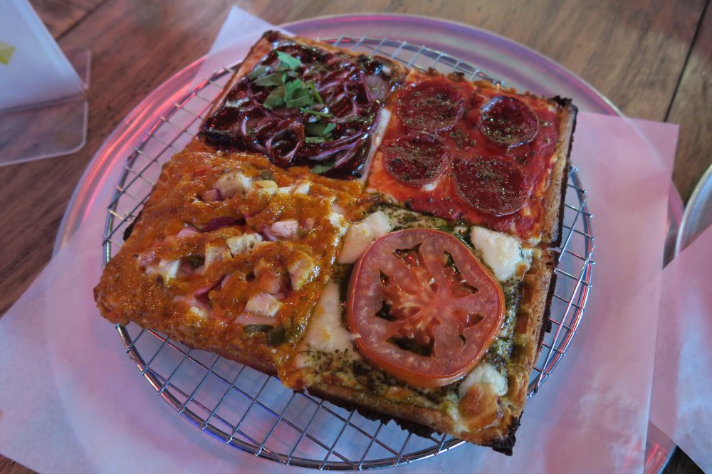 Things To Do In Los Angeles Seoul Waffle Pizza Open Fights Munchies