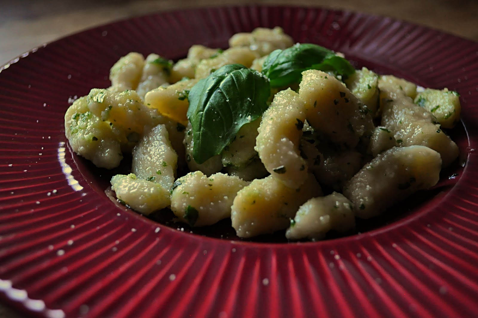 Gnocchi z ricotty z pesto bazyliowym