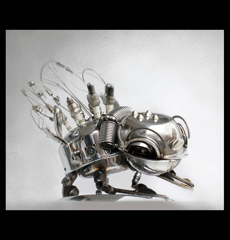 05-Flea-animation-Dimitar-Valchev-Recycled-Animal-and-Insect-Sculptures-www-designstack-co