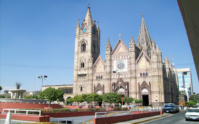 GUADALAJARA AYER Y HOY: TEMPLO EXPIATORIO 1927