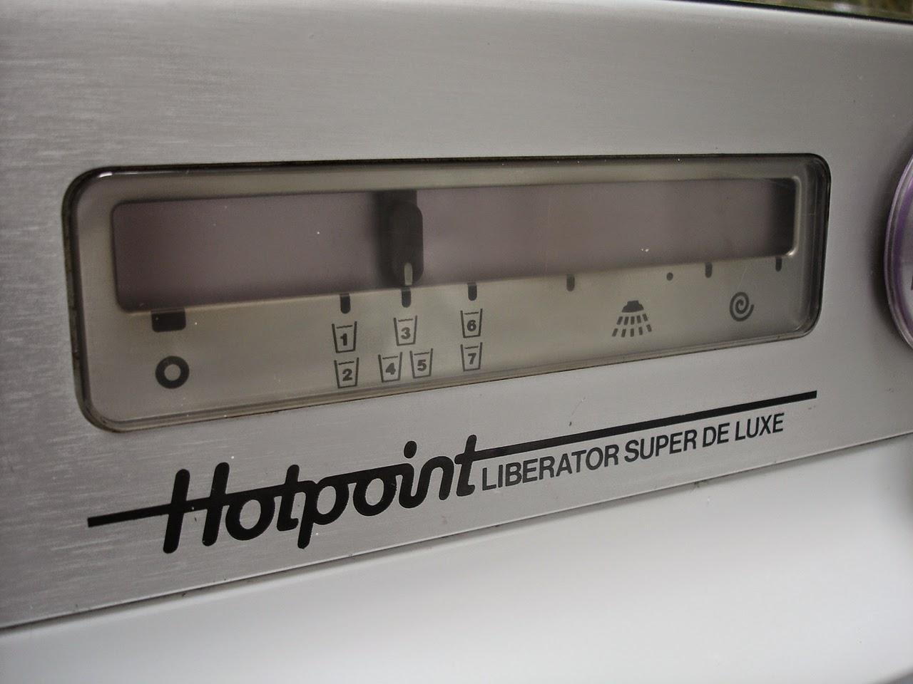 Hotpoint 1509 Top Loader Washing Machine (1972)