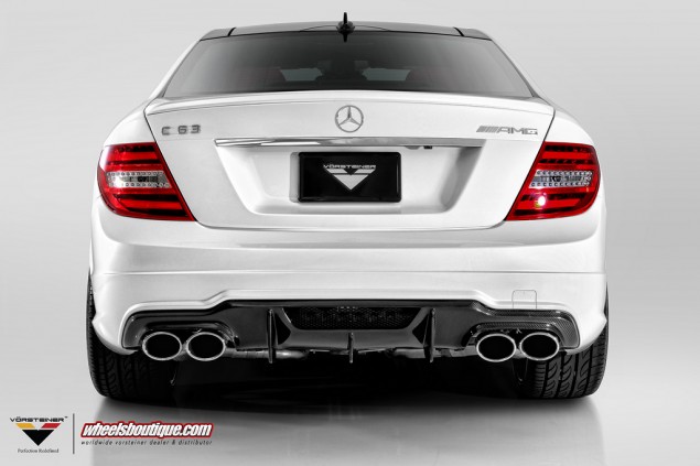 ssangyong: Mercedes C63 AMG Coupe by 