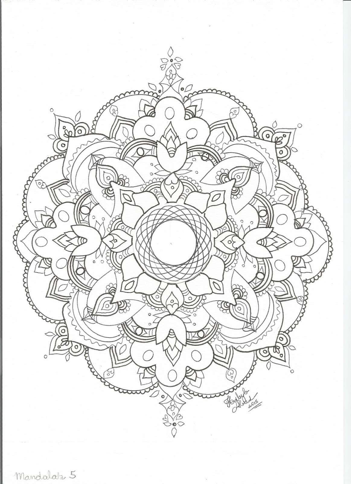 Desenhos para colorir Mandala de flores 5 - Desenhos para colorir grátis  para imprimir