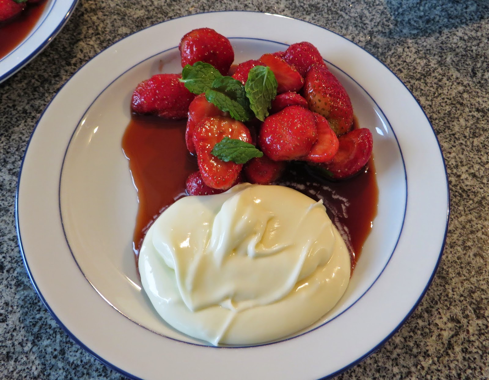MijnPlog Aardbeien met balsamico azijn en mascarpone