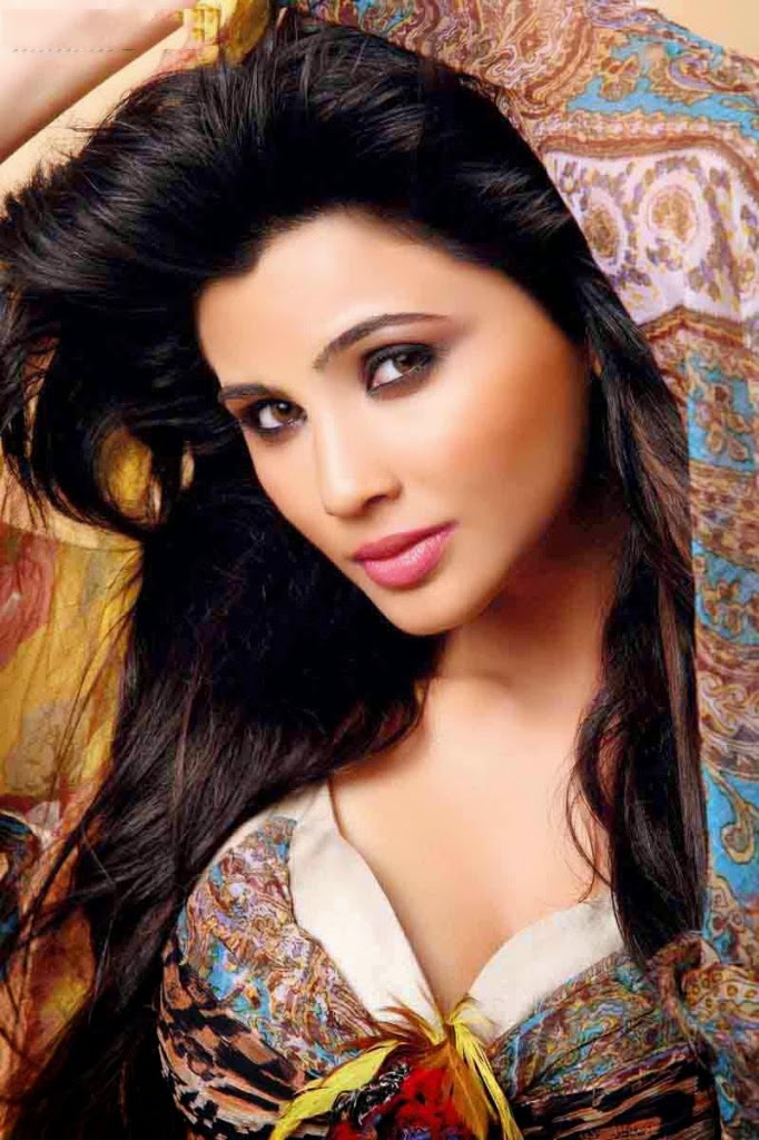 Sexy Photos Of Daisy Shah Full Hot Hd Wallpapers Free Download Latest Pictures And Images Gallery