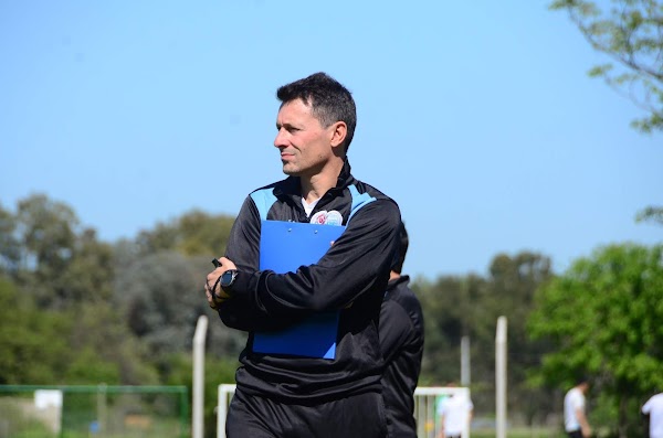 Oficial: UAI Urquiza, Bassedas nuevo entrenador
