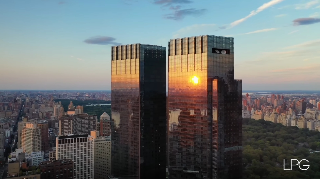 26 Interior Design Photos vs. 25 Columbus Cir #75CE, New York, NY Luxury Penthouse Tour