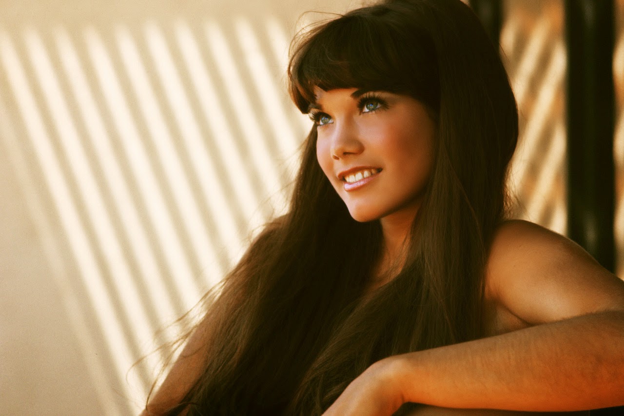 Barbi Benton, pictorial.