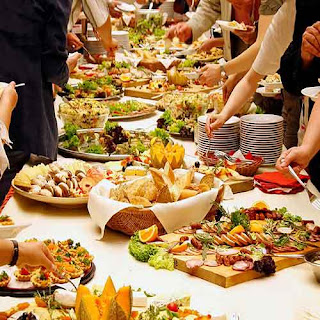 Rsvp Services How Much Food Do I Need Per Guest When Catering My Having The Right Amount Of Food For Your Self Catered Wedding Can Be Tricky You Don T Want To Overspend And Have Too Much Left Over