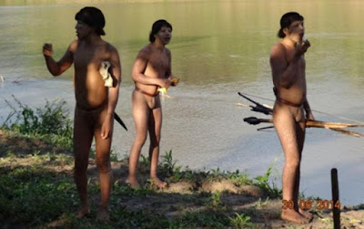 Các bộ lạc trong rừng Amazon có cuộc sống  biệt lập với thế giới hiện đại