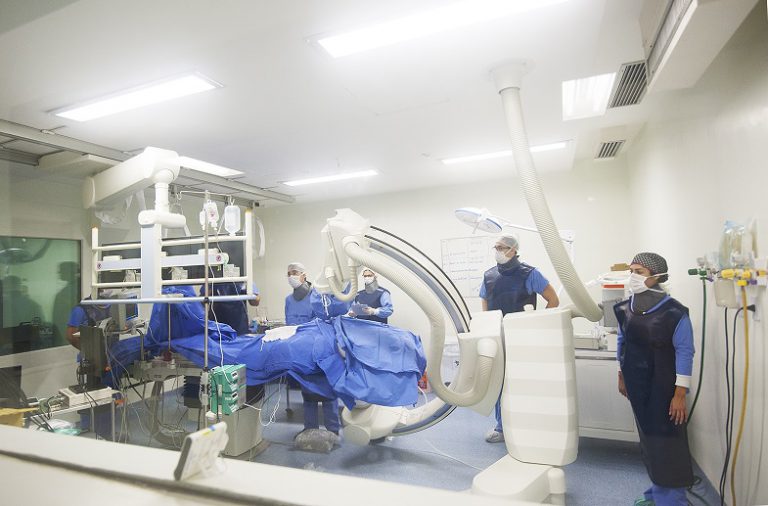 Topo 54+ imagem hospital universitário prof