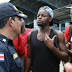 Migrantes de África se aglomeran en Peñas Blancas para cruzar a Nicaragua.