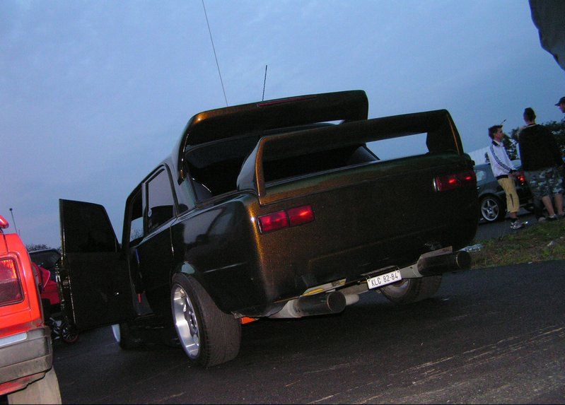 Тюнінг авто,автомобілів,ВАЗ,УАЗ,ЗАЗ,Москвич,Деу Ланос - своїми руками(фото)