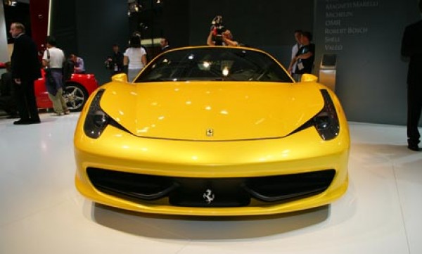 سيارات فيراري سيارات 2025: صور سيارات جميع الموديلات لعام 2011