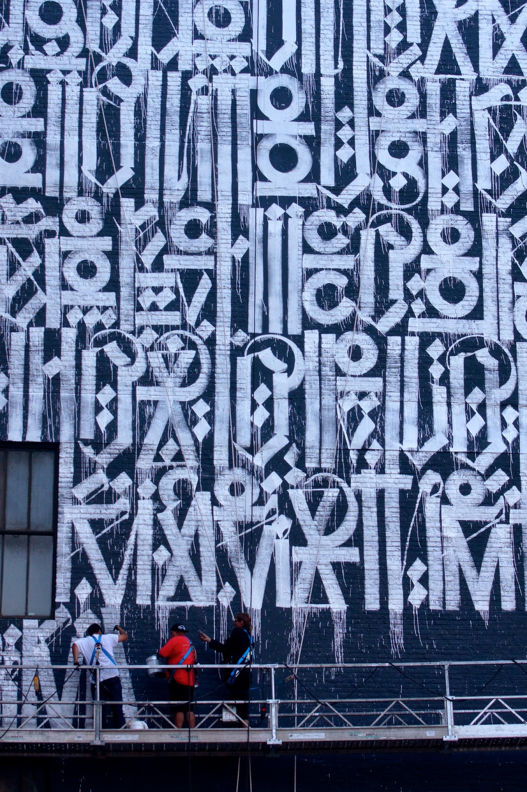 RETNA New Mural Chicago, USA StreetArtNews