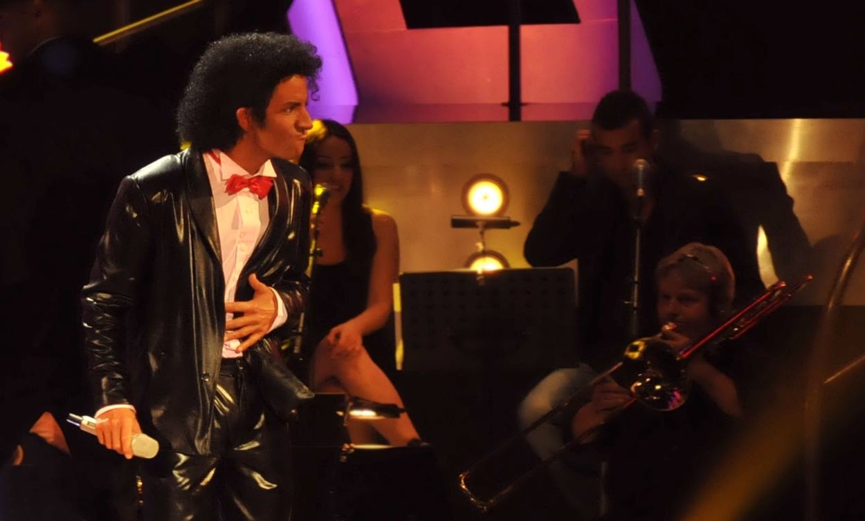 Delfim Miranda - Michael Jackson Tribute - Billie Jean (80's style) - Live on TV - TVI / Endemol