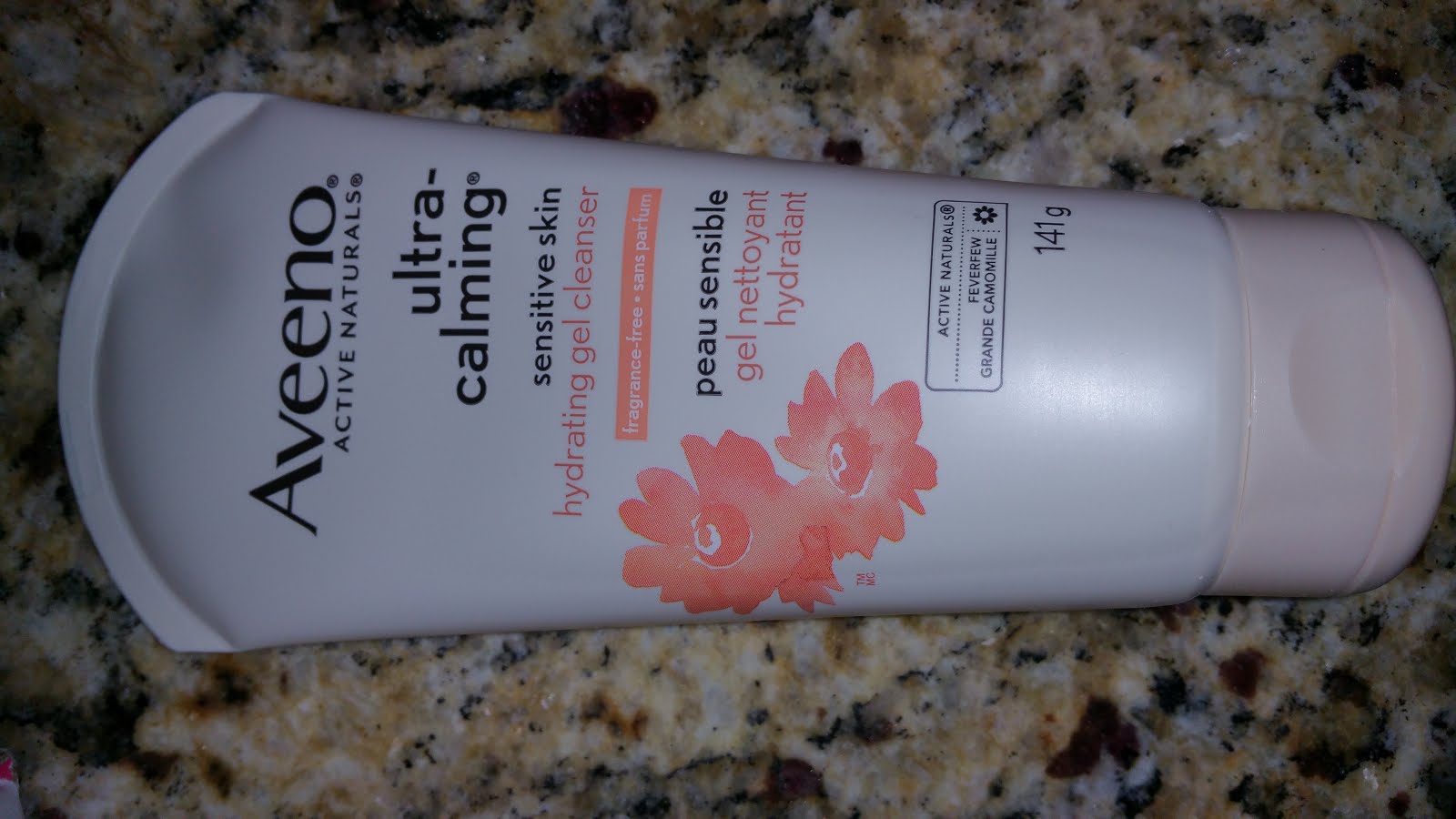aveeno hydrating cleanser