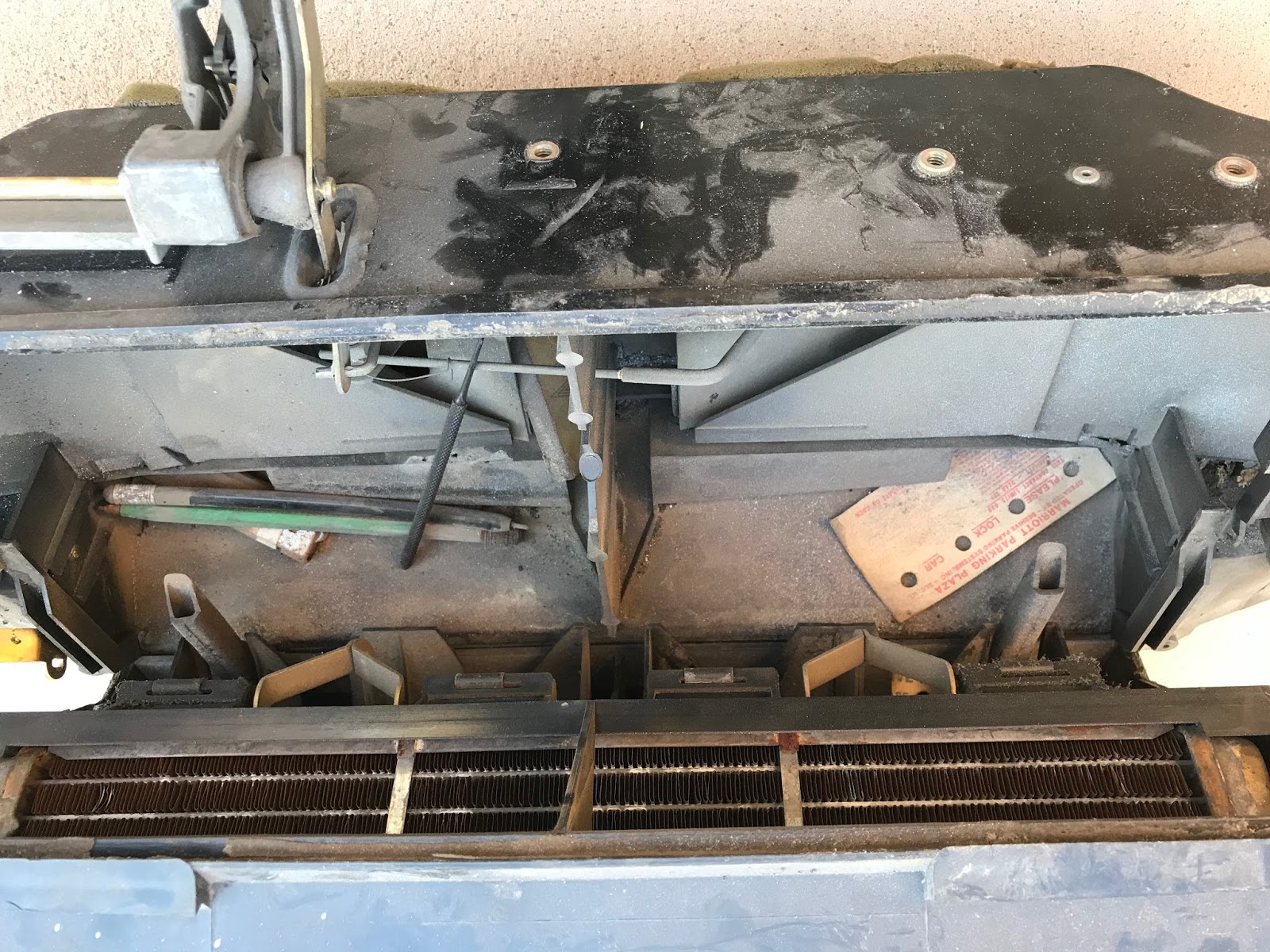 MercedesBenz W123 and R107 DIY Opening the Heater Box 19731977