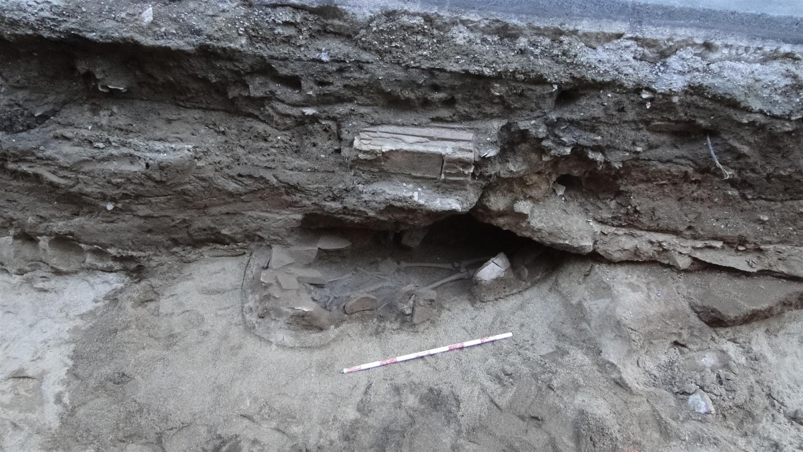 A VUELO DE UN QUINDE® EL BLOG !!!!! .. HISTORIA TUMBAS