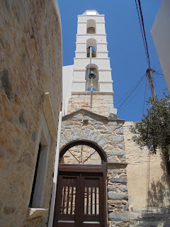 ο ορθόδοξος ναός της αγίας Τριάδας στην Άνω Σύρο