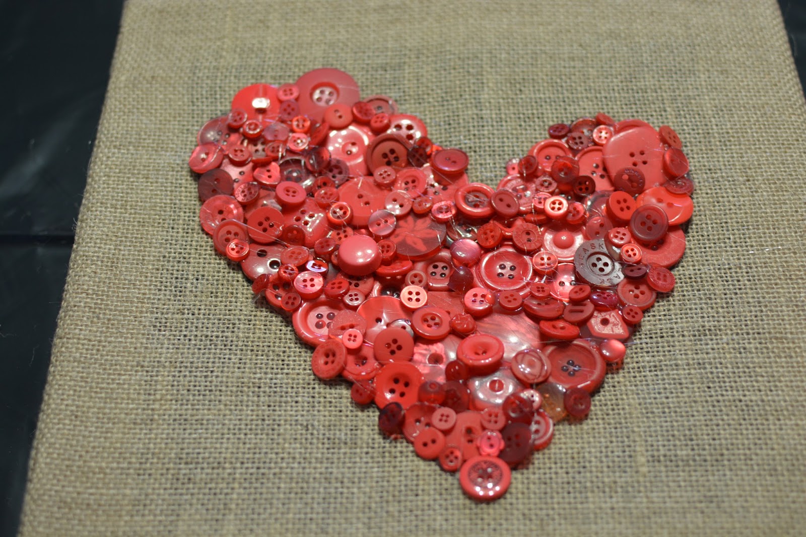 Dragonflies and Thistles: Valentine's Day button craft