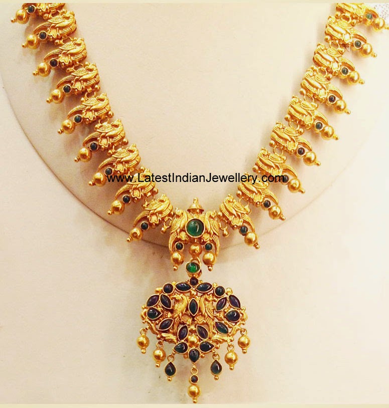 Parrots Design Traditional Gold Necklace