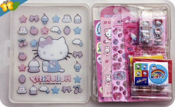 Ma boite Hello Kitty pour ranger ma collection de stickers kawaii
