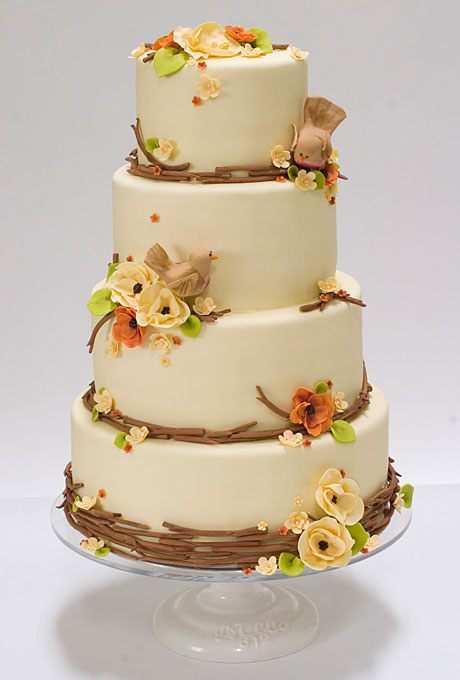 Wedding Inspiration Center: Fall Wedding Cake with Nature Fondant Icing