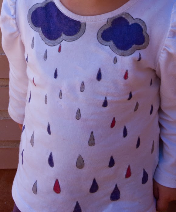 Alis Blat Camiseta pajaritos, gallina, lluvia