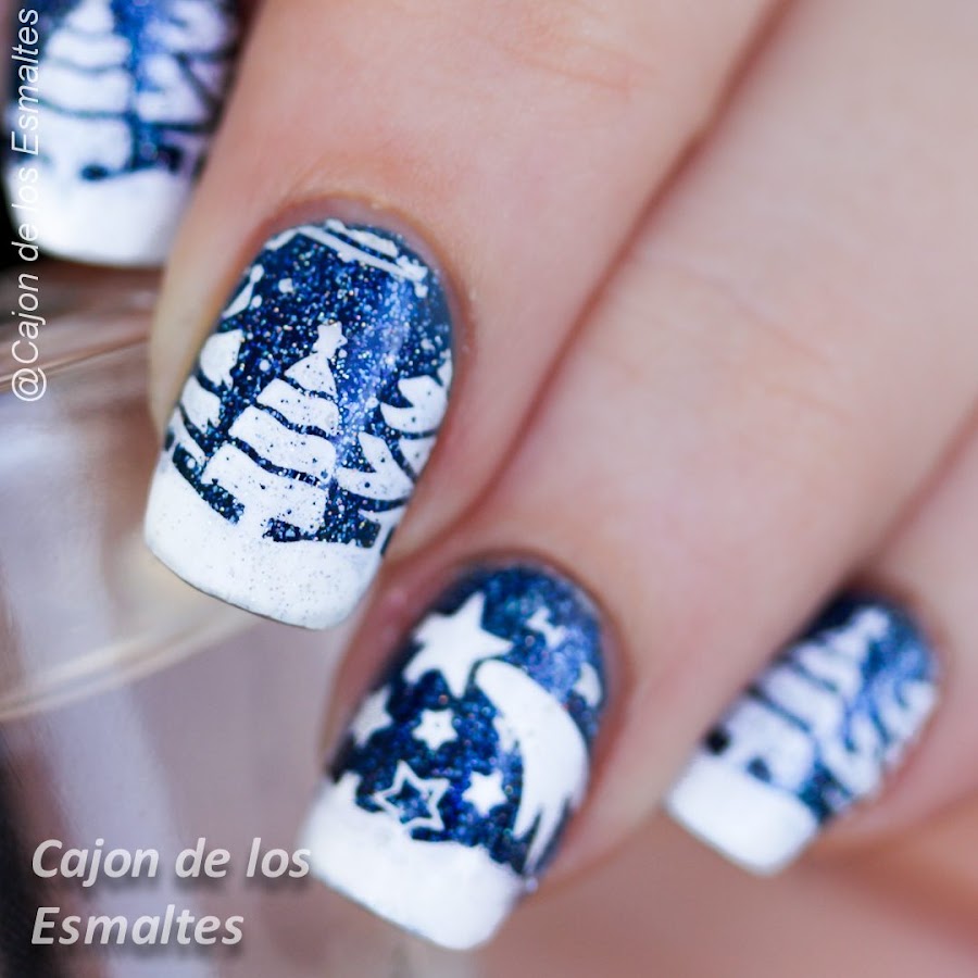 Uñas navideñas - Nieve y estrellas