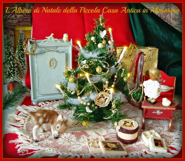 dollhouse albero di natale