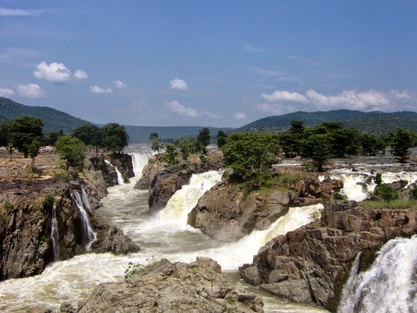 Hogenakkal Falls, India