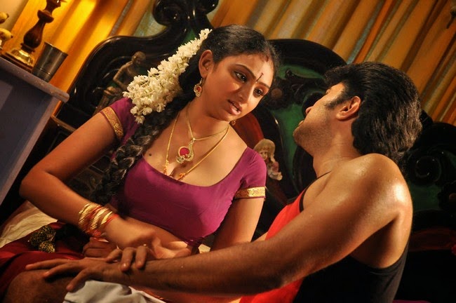 Glam Gallery: Waheeda intimate bed scenes in Anagarigam