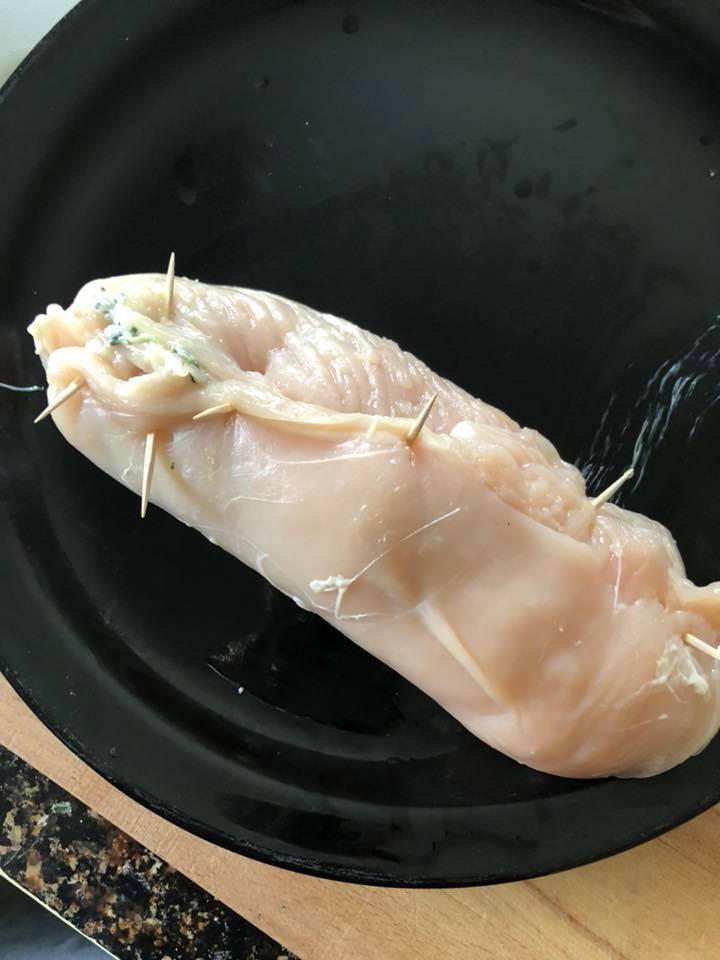 Spinach & Cream Cheese Stuffed Chicken | Keto & Whole 30