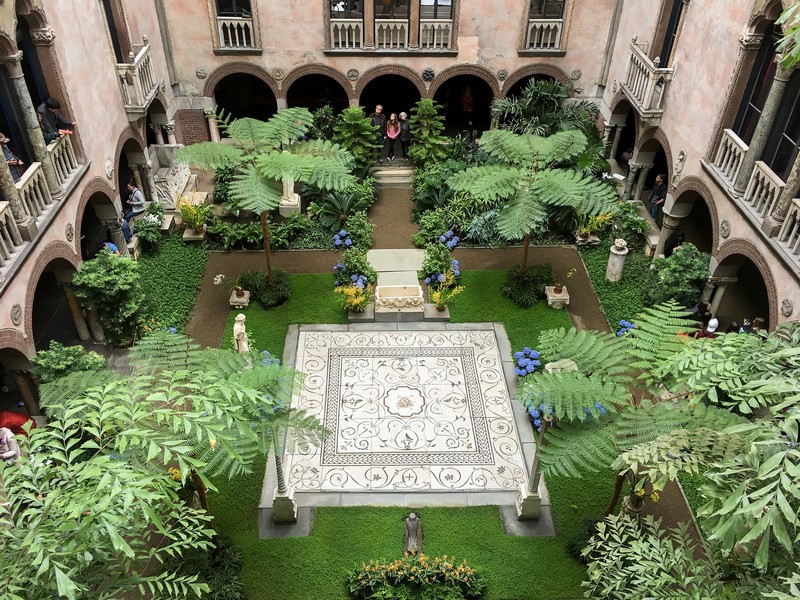 El patio interior del Isabella Stewart Gardner Museum en Boston