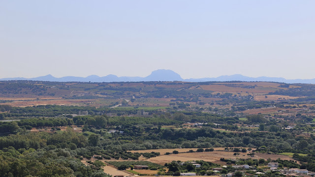 Sierra de Grazalema desde el Mirador de Abades - Arcos de la Frontera Sierra de Grazalema desde el Mirador de Abades - Arcos de la Frontera