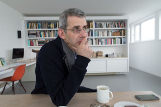 Edmund de Waal en su casa de Londres
